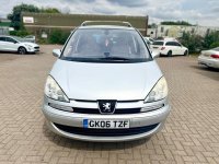 PEUGEOT 807