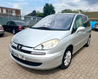 PEUGEOT 807