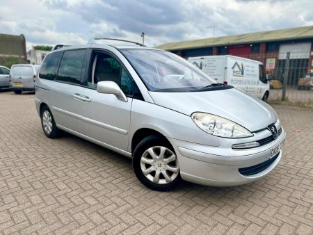 PEUGEOT 807