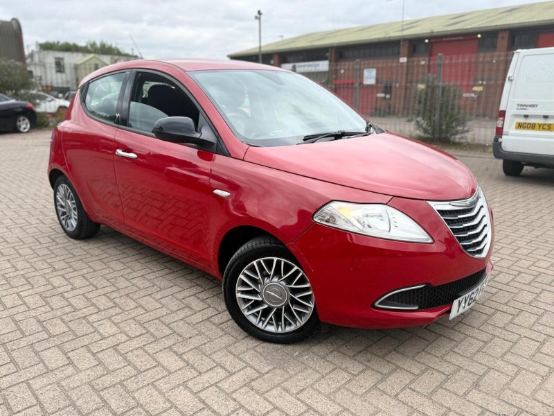 CHRYSLER YPSILON