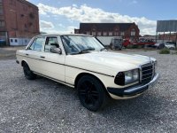 MERCEDES-BENZ 200