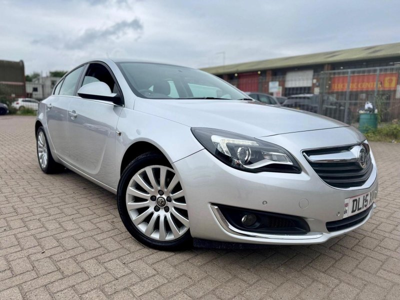 VAUXHALL INSIGNIA